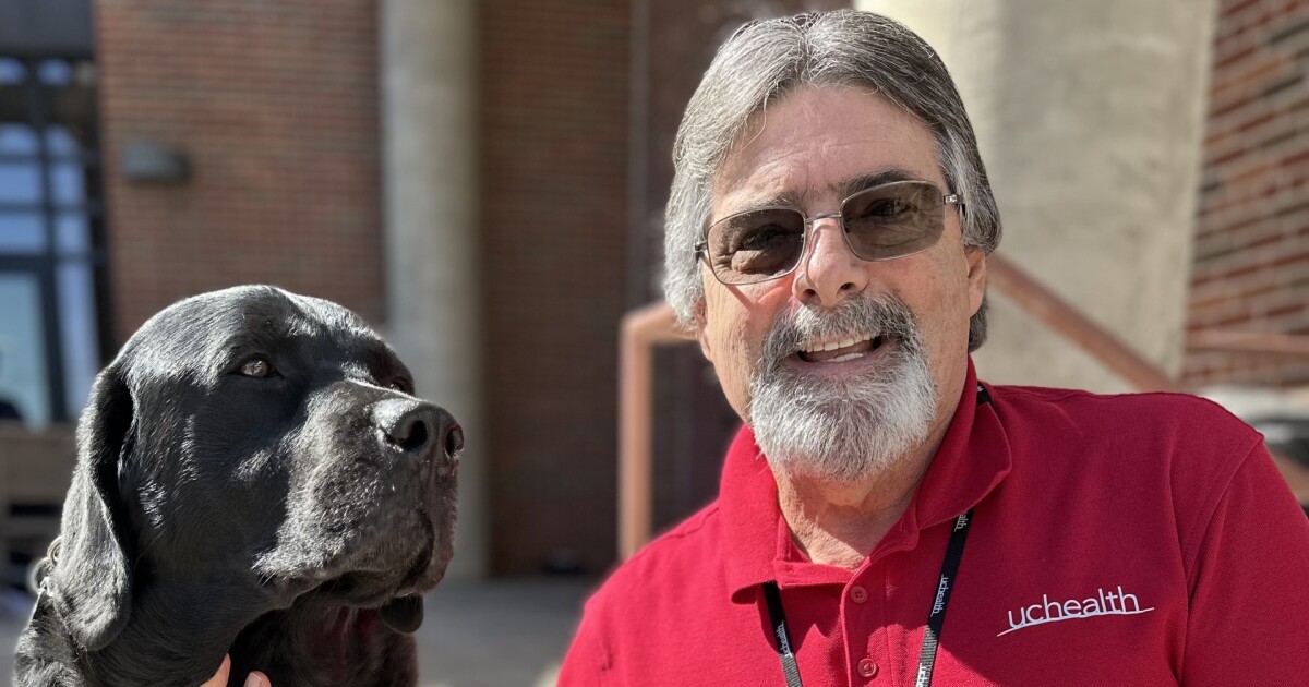 Therapy dog and pastor helping thousands at Pueblo's UCHealth Parkview hospital